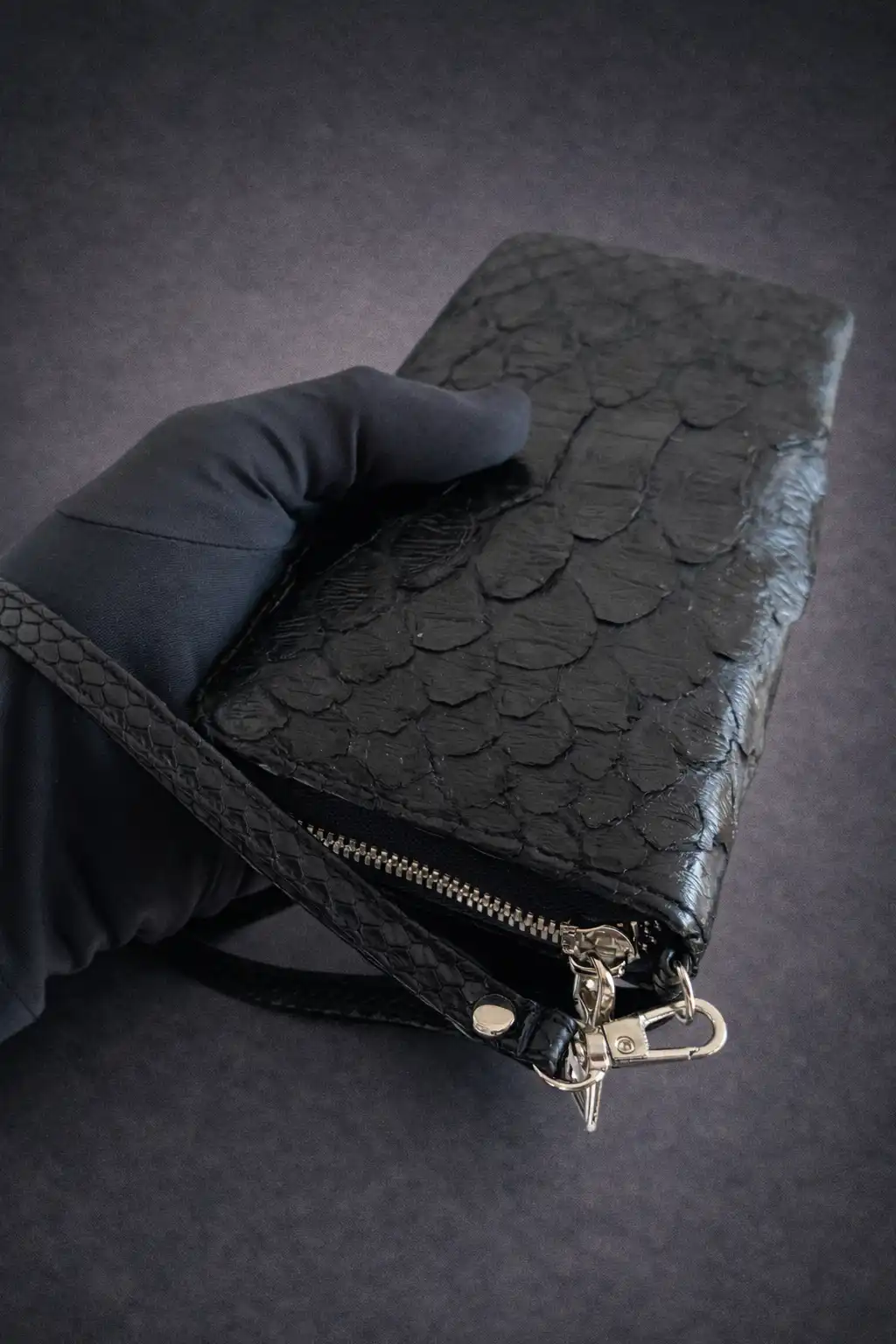 cheren-damski-portfeil-krokodil-4